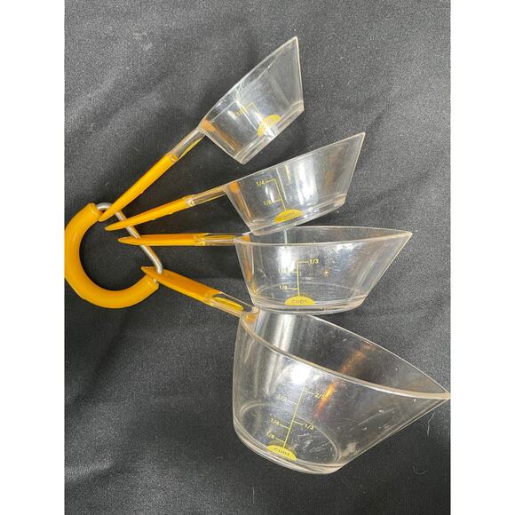 Halloween Baking Bundel, Wilton Pumpkin Cake Pan & Measuring Cups, Mini Pan - Picture 6 of 8